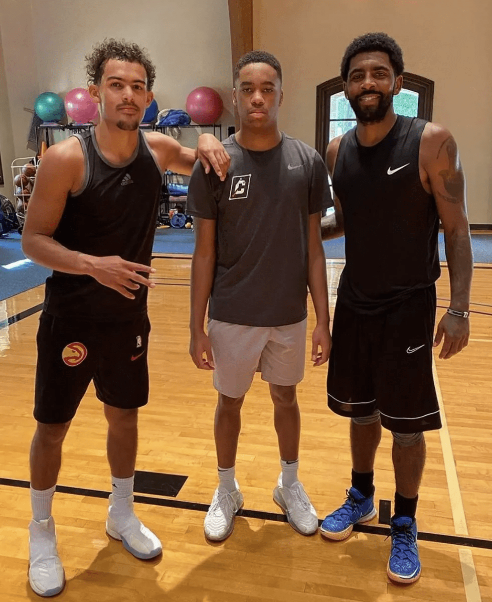 与转会趋于 与转会趋于