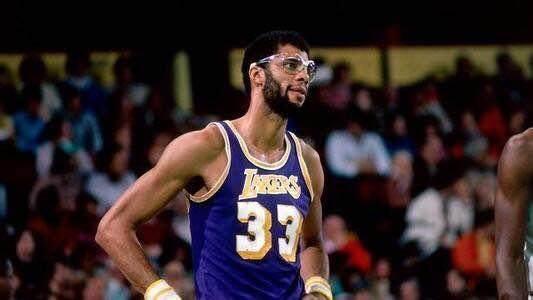 比赛走向被 比赛走向被