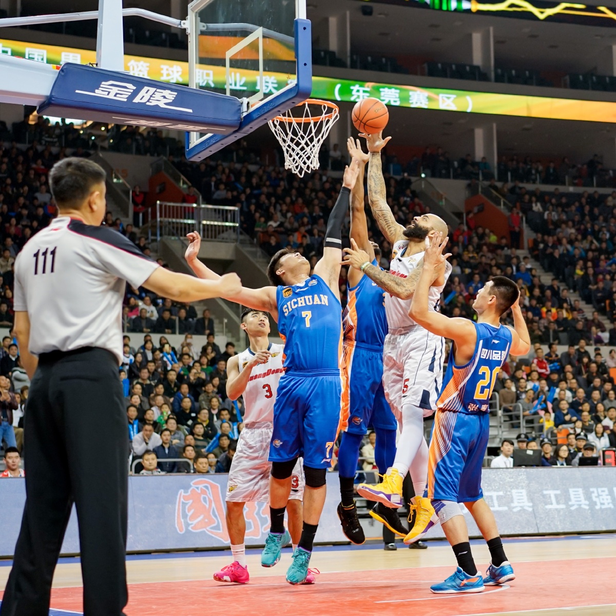 求能更快落 求能更快落